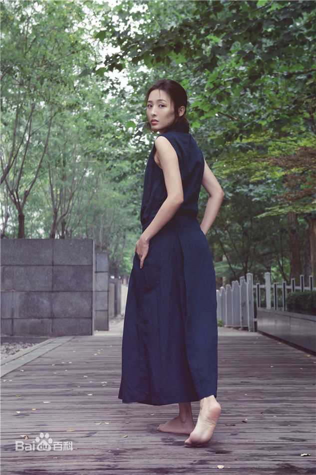 郑罗茜(rossi)初秋