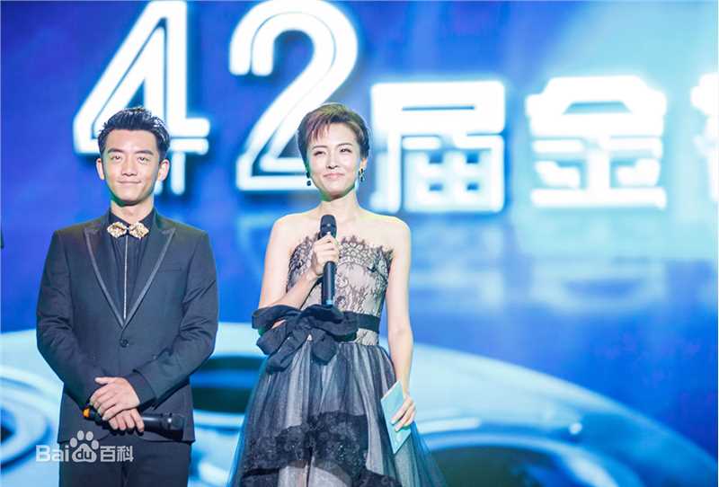 郑罗茜(rossi)前任2：备胎反击战素颜照相册