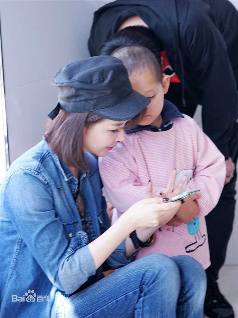 《班嘉佳》慈善公益活动