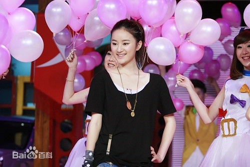 精选郭晓婷(Cristy)在参加《天天向上》节目中的图册