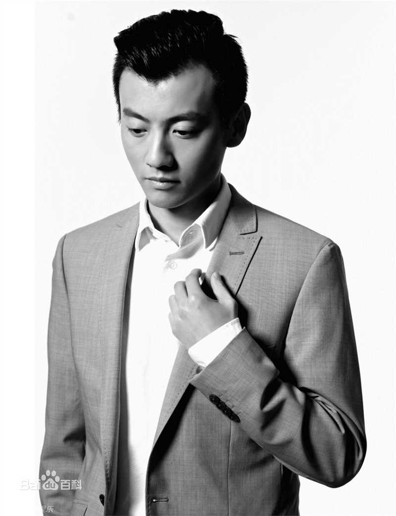 是安 全新阳光型男