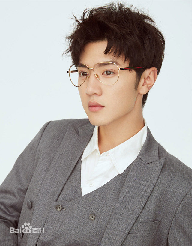 《陈哲远》封面图片