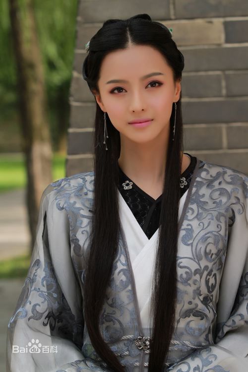 高清张芷溪(Zhang Zhi Xi)在《五鼠闹东京》金亚兰中的图集