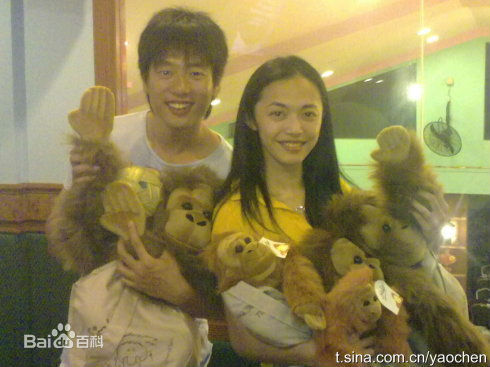 《凌潇肃》生活照