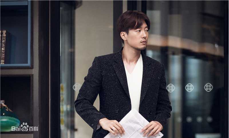 《凌潇肃》封面图片