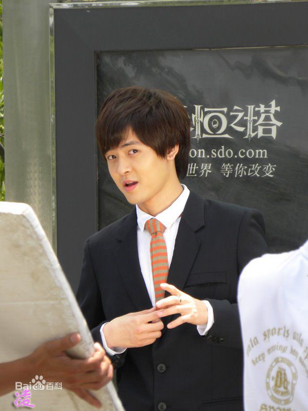 付辛博(Fu Xinbo)2009年《青春进行时》最新剧照