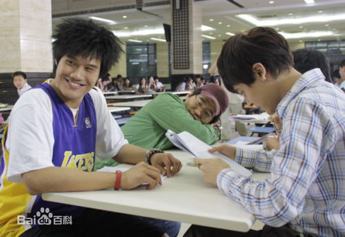 付辛博(Fu Xinbo)2009年《青春进行时》最新剧照