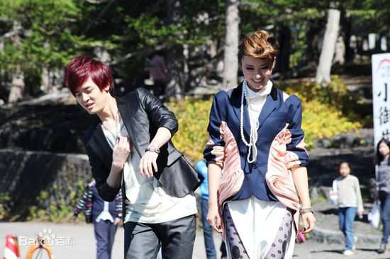 高清付辛博(Fu Xinbo)在2010年《不能承受的爱》MV中的图集