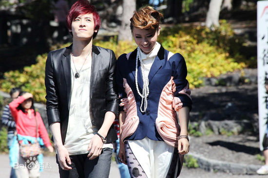 高清付辛博(Fu Xinbo)在2010年《不能承受的爱》MV中的图集