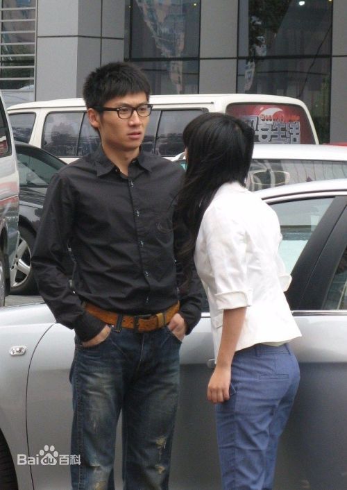 《王柏伦》封面图片