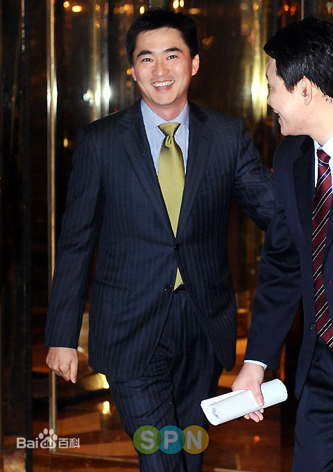 最新金锡勋(Kim Suk hoon，)性感图片