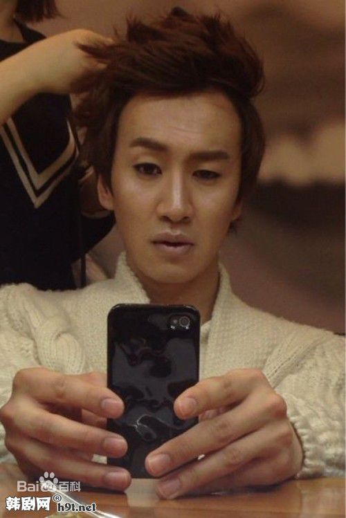 李光洙(Lee Kwang Soo,)高清杂志照图集