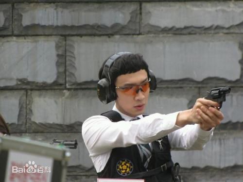 最全李光洙(Lee Kwang Soo,)在图文：《善良的男人》发布-中的壁纸