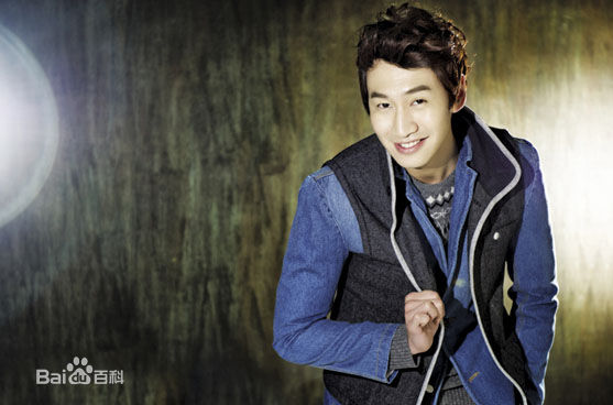 李光洙(Lee Kwang Soo,)前后照片