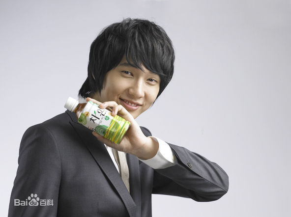 池贤宇(/Ji Hyun-Woo)拍摄广告素颜照相册