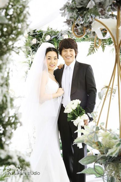 车太铉(Cha Tae Hyun)与妻子崔锡恩图片图册