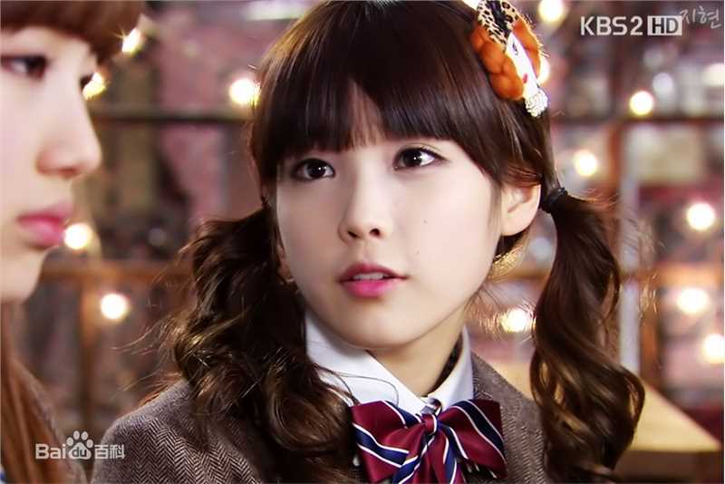 李知恩(IU（艺名）、 （韩文）、Lee Ji Eun（英文）)Dream High前后照片