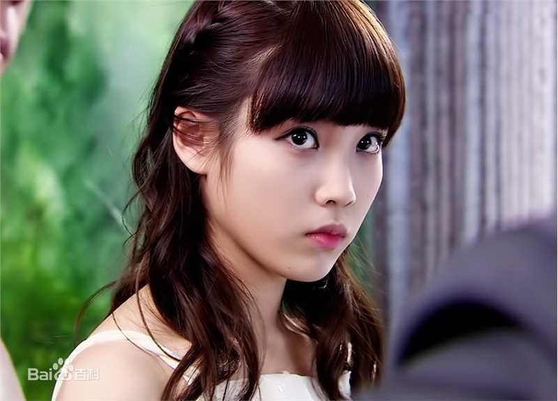 李知恩(IU（艺名）、 （韩文）、Lee Ji Eun（英文）)Dream High前后照片