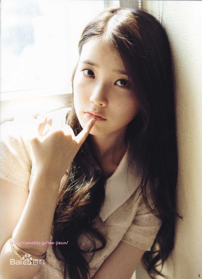 李知恩(IU（艺名）、 （韩文）、Lee Ji Eun（英文）)最全杂志画报壁纸