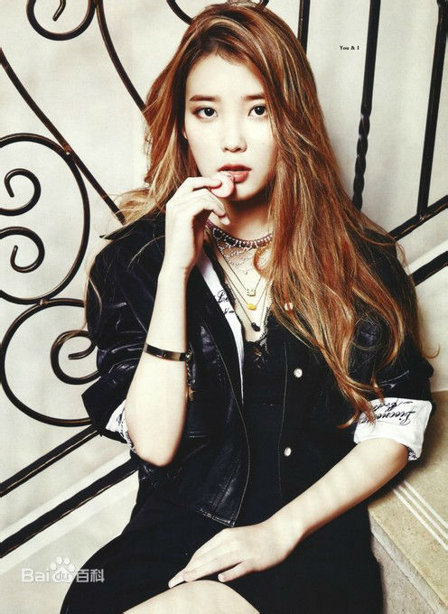 李知恩(IU（艺名）、 （韩文）、Lee Ji Eun（英文）)最全杂志画报壁纸