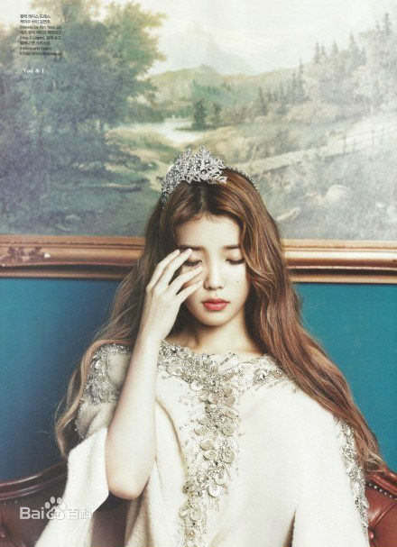 李知恩(IU（艺名）、 （韩文）、Lee Ji Eun（英文）)最全杂志画报壁纸