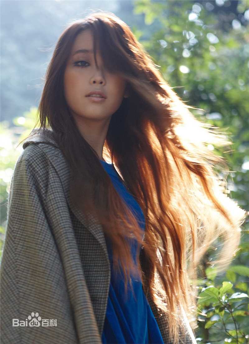 精选李知恩(IU（艺名）、 （韩文）、Lee Ji Eun（英文）)李智恩精彩图册