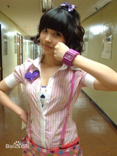 精选李知恩(IU（艺名）、 （韩文）、Lee Ji Eun（英文）)李智恩精彩图册