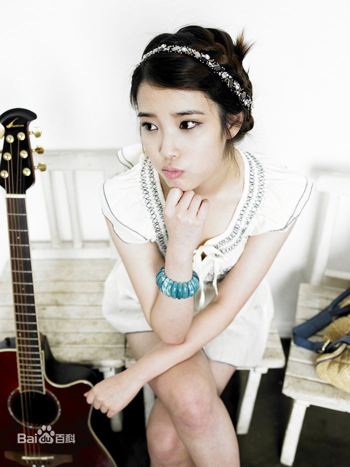 精选李知恩(IU（艺名）、 （韩文）、Lee Ji Eun（英文）)李智恩精彩图册