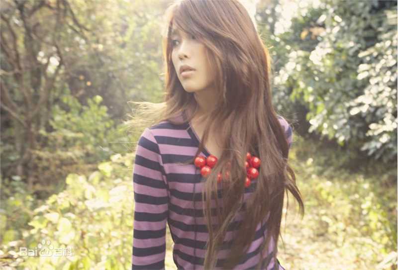 精选李知恩(IU（艺名）、 （韩文）、Lee Ji Eun（英文）)李智恩精彩图册