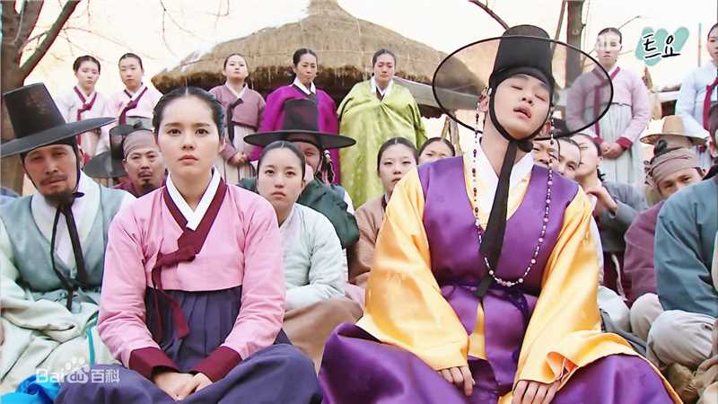 最优质金秀贤(Kim Soo Hyun、キム スヒョン)在《拥抱太阳的月亮》(2012)中的相册