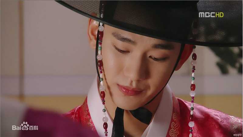 最优质金秀贤(Kim Soo Hyun、キム スヒョン)在《拥抱太阳的月亮》(2012)中的相册