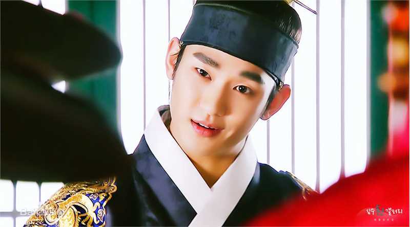 最优质金秀贤(Kim Soo Hyun、キム スヒョン)在《拥抱太阳的月亮》(2012)中的相册