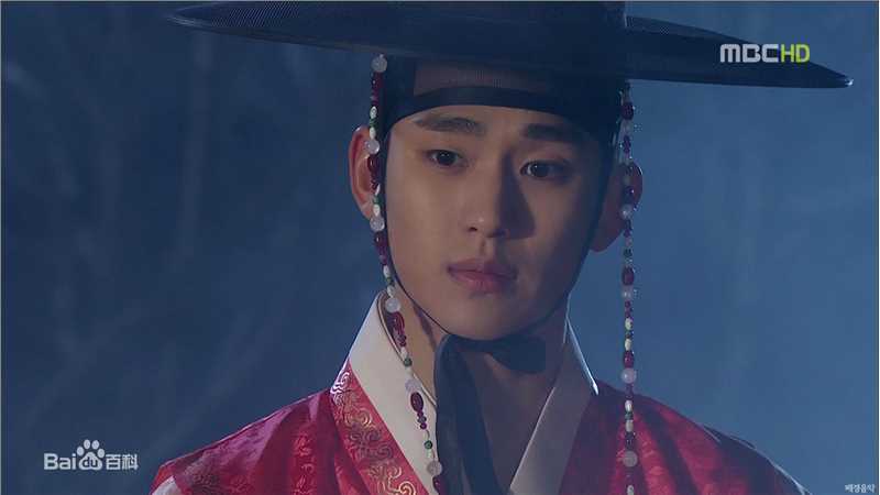 最优质金秀贤(Kim Soo Hyun、キム スヒョン)在《拥抱太阳的月亮》(2012)中的相册