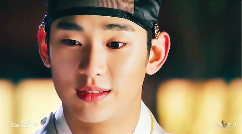 最优质金秀贤(Kim Soo Hyun、キム スヒョン)在《拥抱太阳的月亮》(2012)中的相册