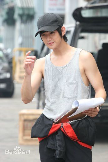 高清金秀贤(Kim Soo Hyun、キム スヒョン)在《盗贼同盟》(2012)中的图册