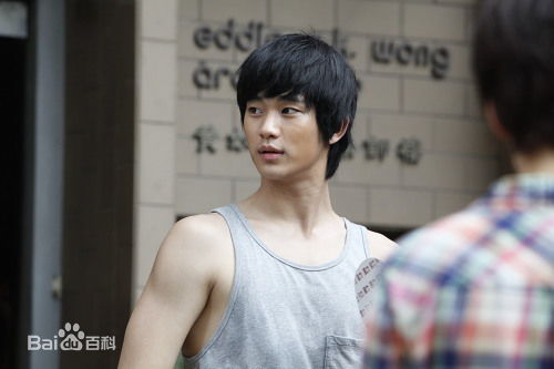 高清金秀贤(Kim Soo Hyun、キム スヒョン)在《盗贼同盟》(2012)中的图册