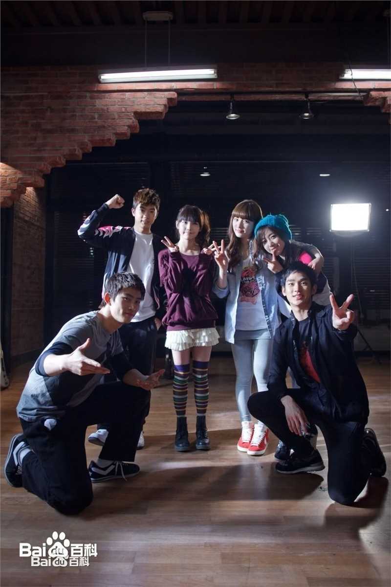 金秀贤(Kim Soo Hyun、キム スヒョン)剧组花絮素颜照相册