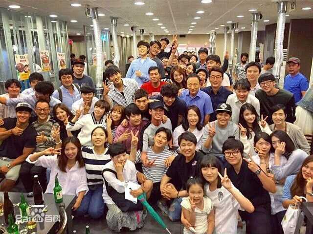 金秀贤(Kim Soo Hyun、キム スヒョン)剧组花絮素颜照相册