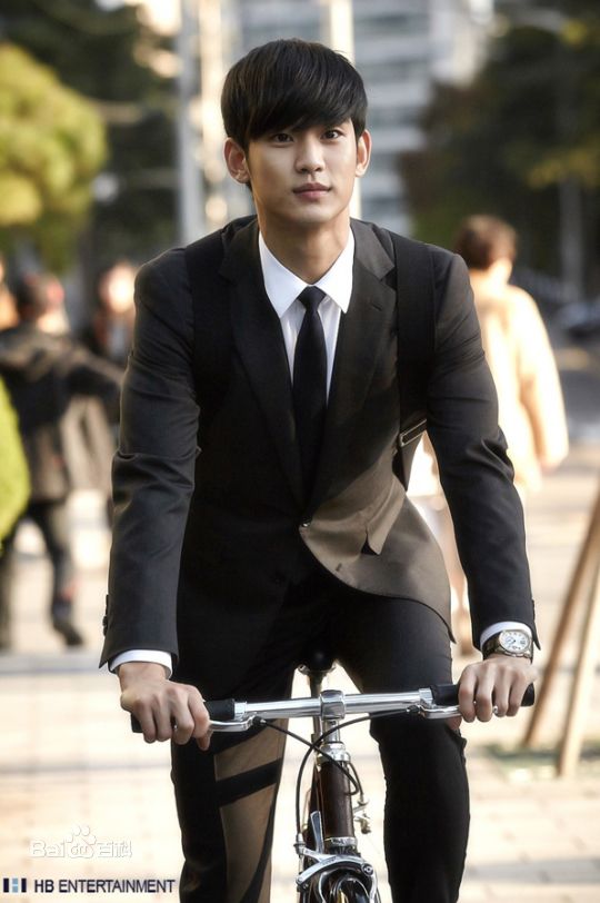 最优质金秀贤(Kim Soo Hyun、キム スヒョン)在《来自星星的你》(2013)中的相册