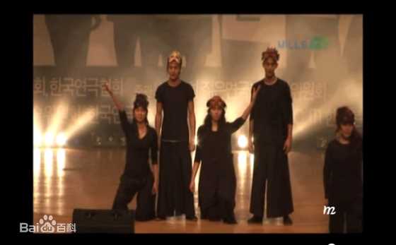 高清金秀贤(Kim Soo Hyun、キム スヒョン)在《哈姆雷特》（2009）中的图册