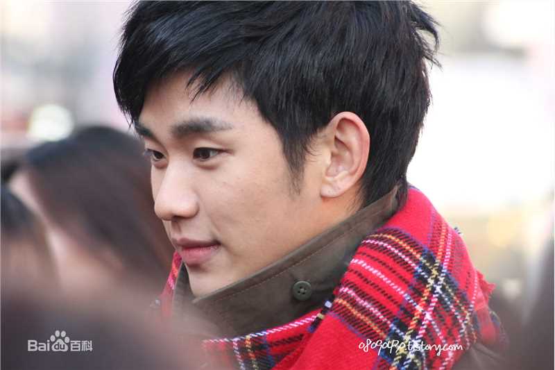 最全金秀贤(Kim Soo Hyun、キム スヒョン)在《突袭约会》(2011)中的壁纸