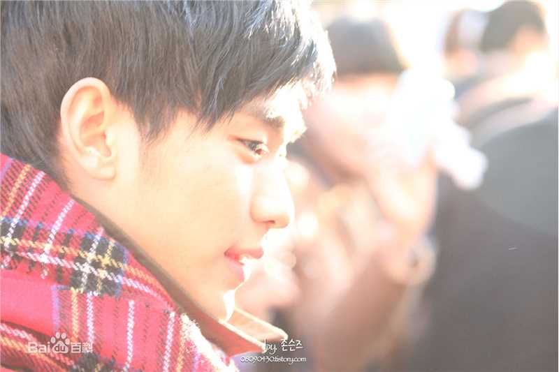 最全金秀贤(Kim Soo Hyun、キム スヒョン)在《突袭约会》(2011)中的壁纸