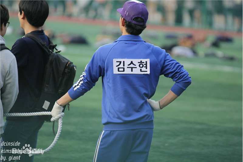 最新金秀贤(Kim Soo Hyun、キム スヒョン)在《Running Man》(2013)中的壁纸