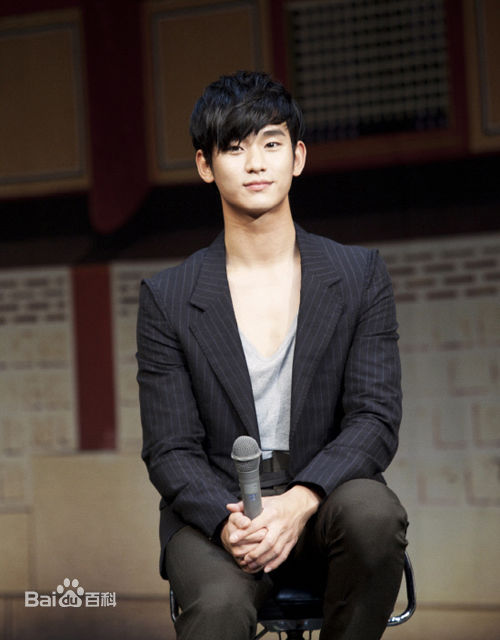 金秀贤(Kim Soo Hyun、キム スヒョン)海外活动壁纸壁纸
