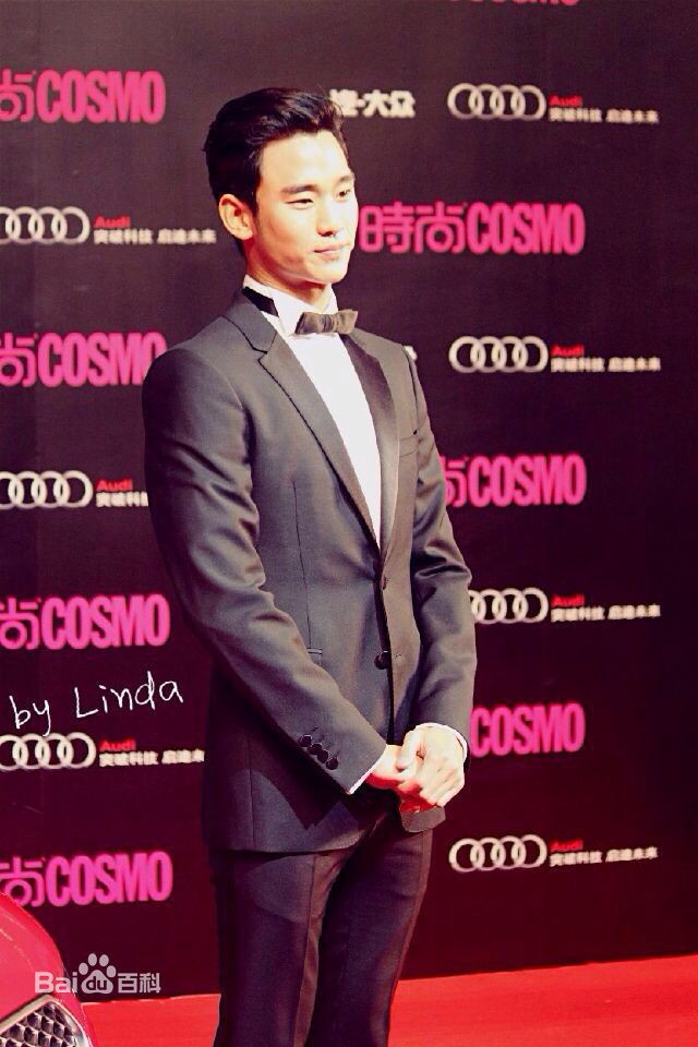 金秀贤(Kim Soo Hyun、キム スヒョン)海外活动壁纸壁纸