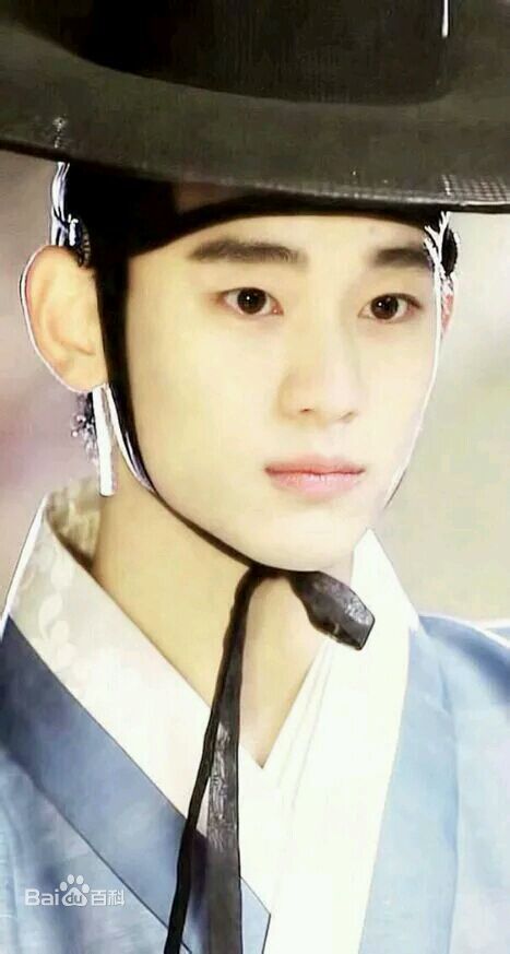 金秀贤(Kim Soo Hyun、キム スヒョン)荧幕瞬间素颜照相册