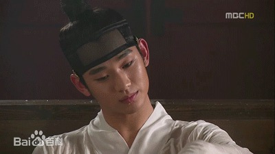 金秀贤(Kim Soo Hyun、キム スヒョン)荧幕瞬间素颜照相册