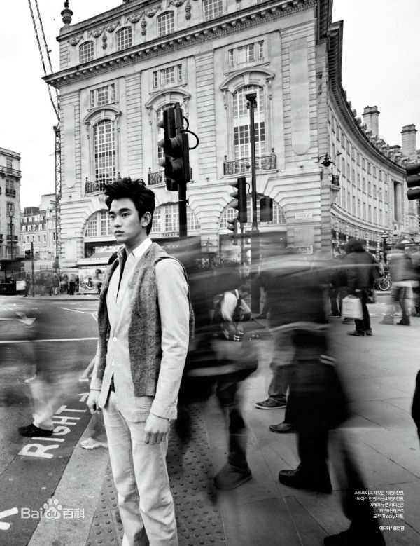 金秀贤(Kim Soo Hyun、キム スヒョン)Harper's Bazaar (2012.05)性感图片图集