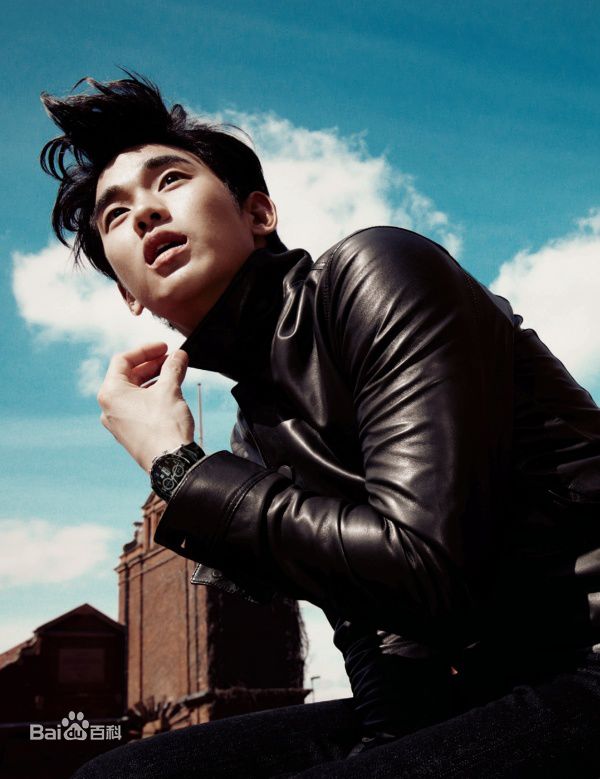 金秀贤(Kim Soo Hyun、キム スヒョン)Harper's Bazaar (2012.05)性感图片图集