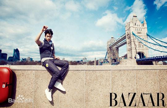 金秀贤(Kim Soo Hyun、キム スヒョン)Harper's Bazaar (2012.05)性感图片图集